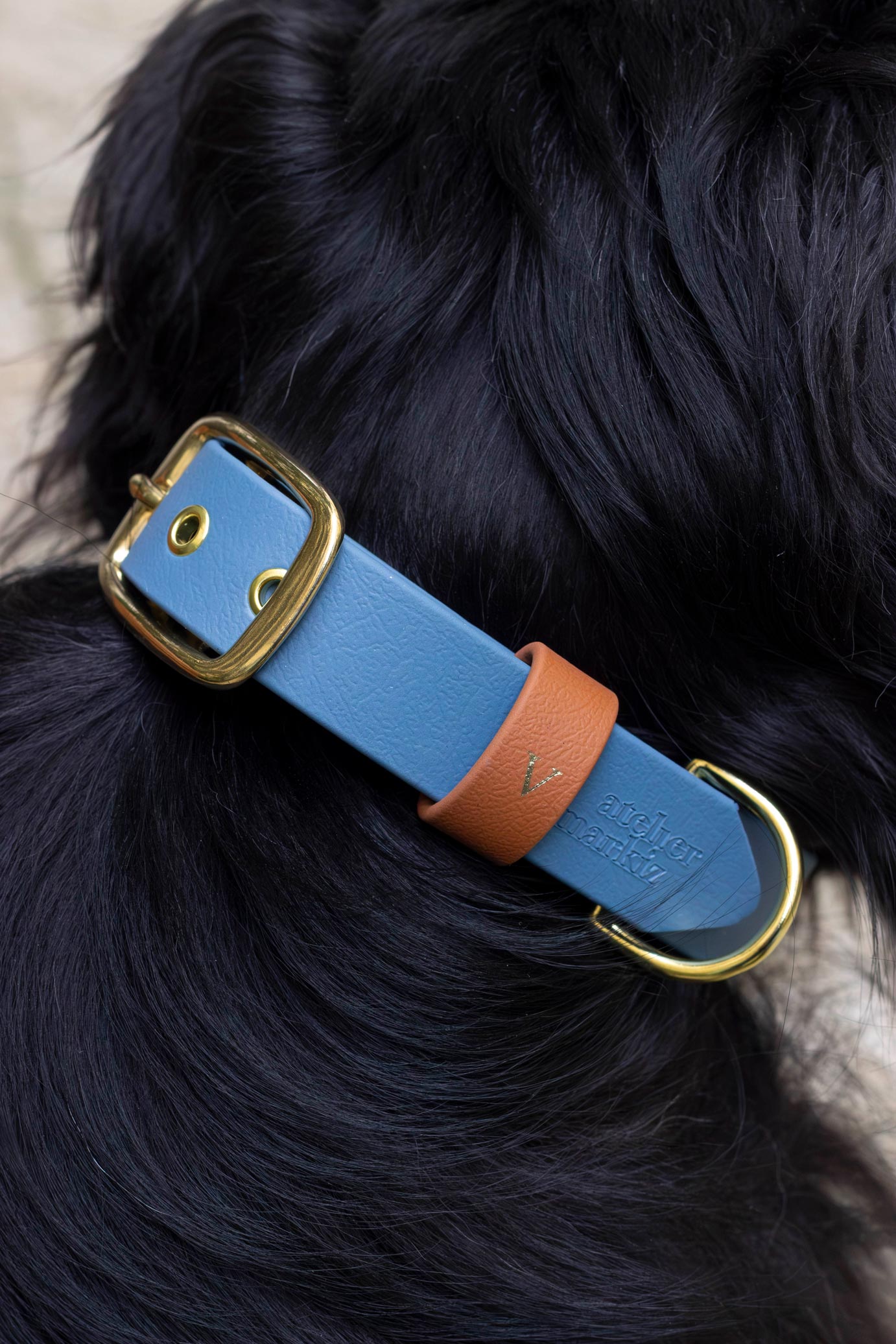 Collier imperméable Bleu Pétrole