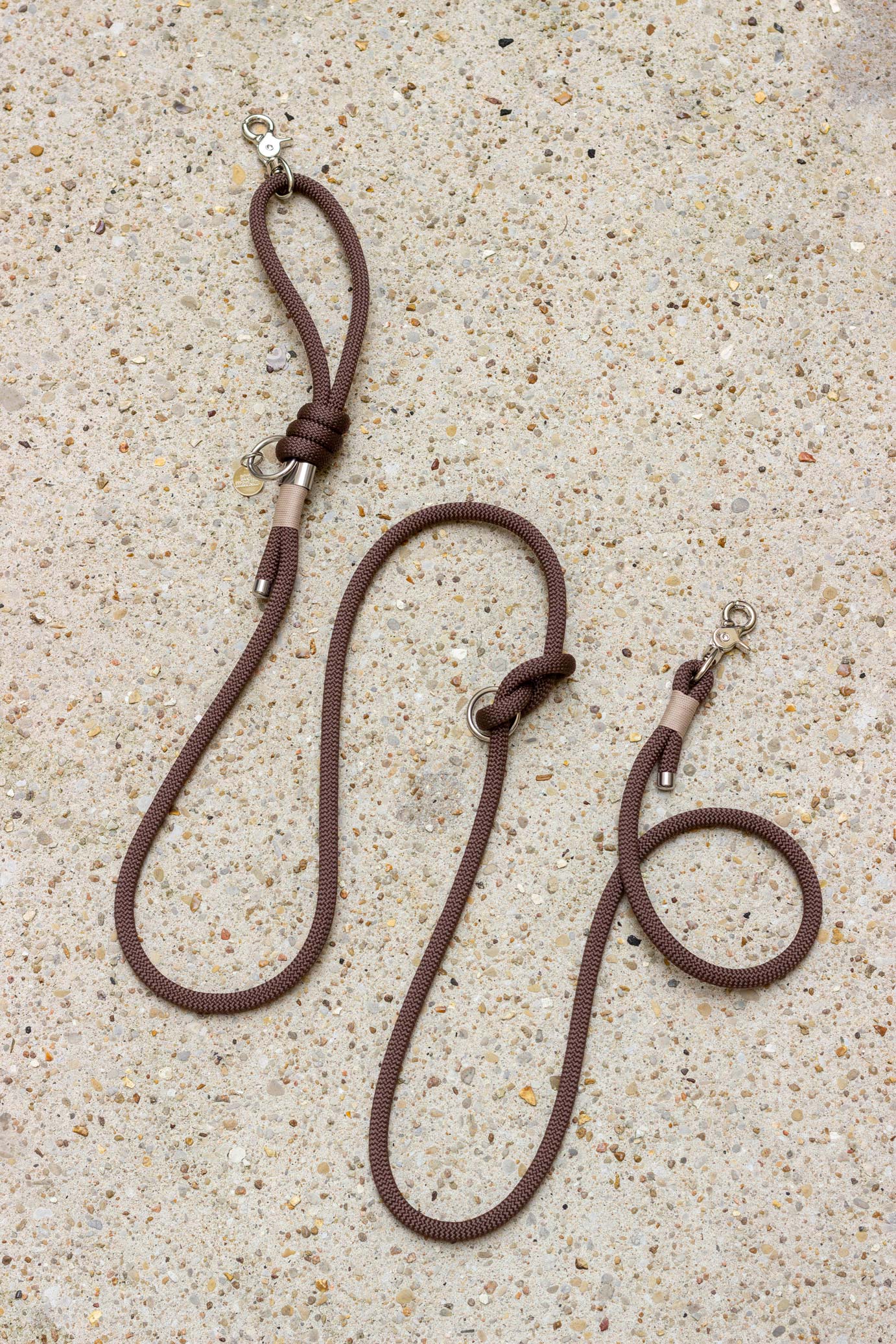 Hazelnut leash