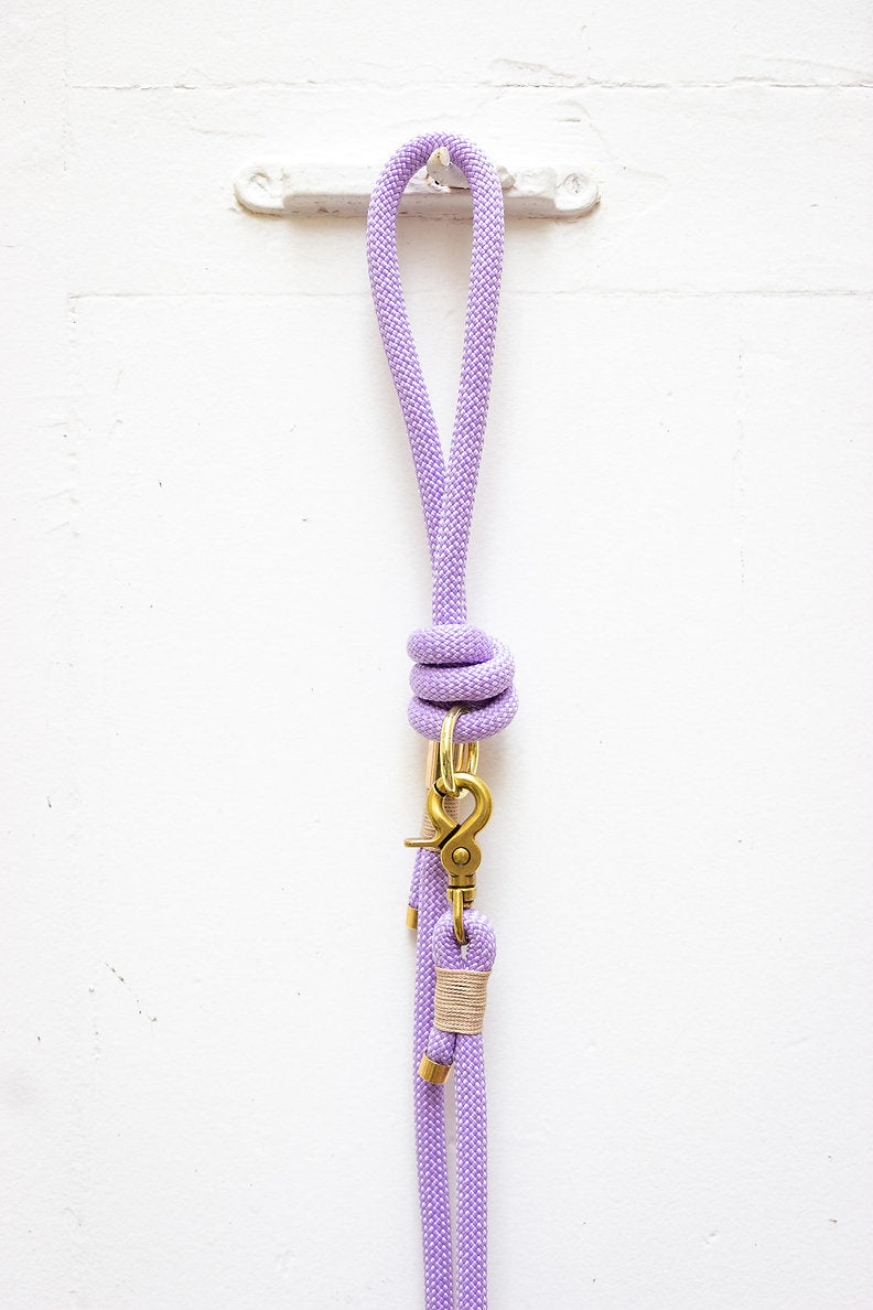 Lilac leash